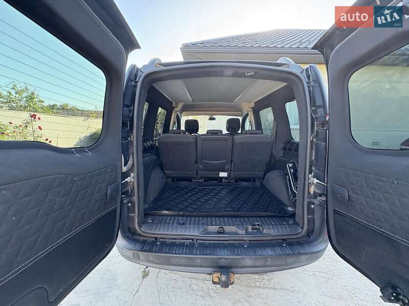 Минивэн Renault Kangoo 2015 в Черновцах