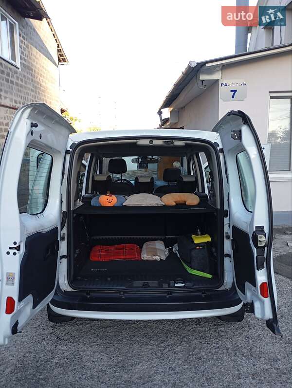 Мінівен Renault Kangoo 2011 в Києві