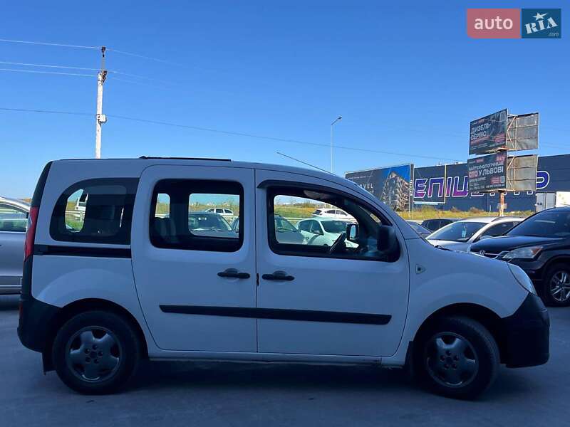 Минивэн Renault Kangoo 2010 в Львове