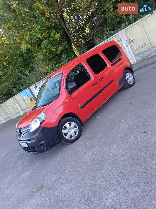 Грузопассажирский фургон Renault Kangoo 2015 в Львове