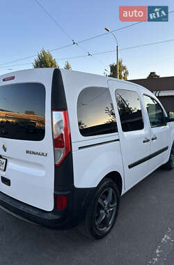 Минивэн Renault Kangoo 2013 в 