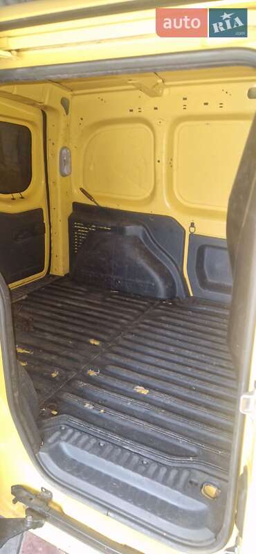 Грузовой фургон Renault Kangoo 2012 в Киеве фото 4 Грузовой фургон Renault Kangoo 2012 в Киеве
