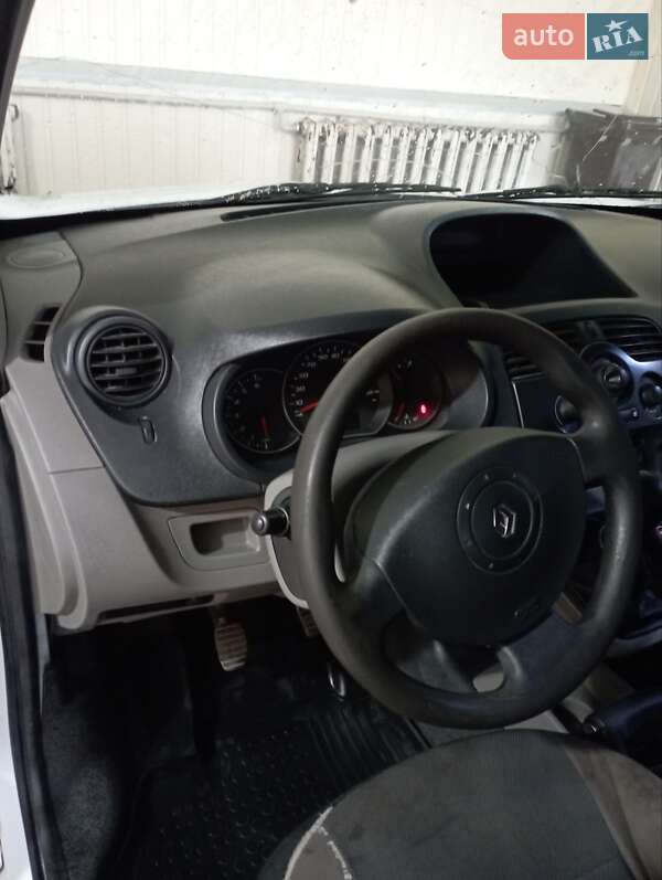 Минивэн Renault Kangoo 2008 в Путиле фото 11 Минивэн Renault Kangoo 2008 в Путиле