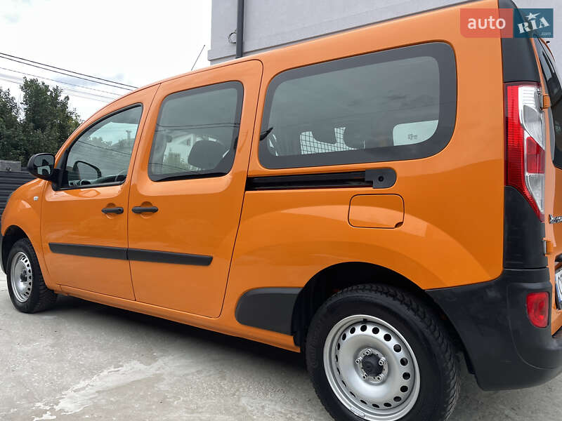 Минивэн Renault Kangoo 2017 в Киеве