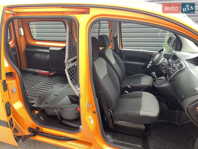 Минивэн Renault Kangoo 2017 в Киеве