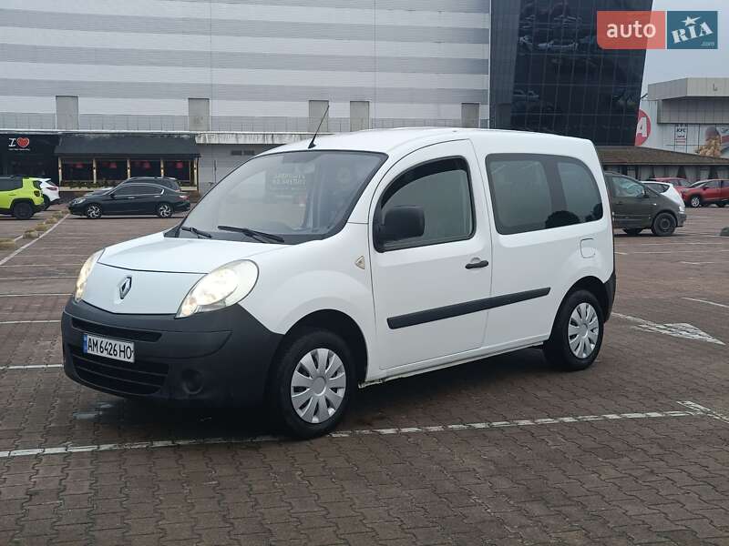 Минивэн Renault Kangoo 2008 в 