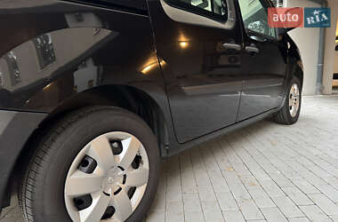 Минивэн Renault Kangoo 2008 в 