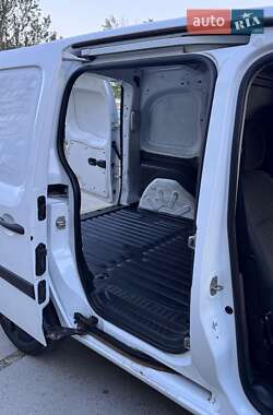 Грузовой фургон Renault Kangoo 2016 в 
