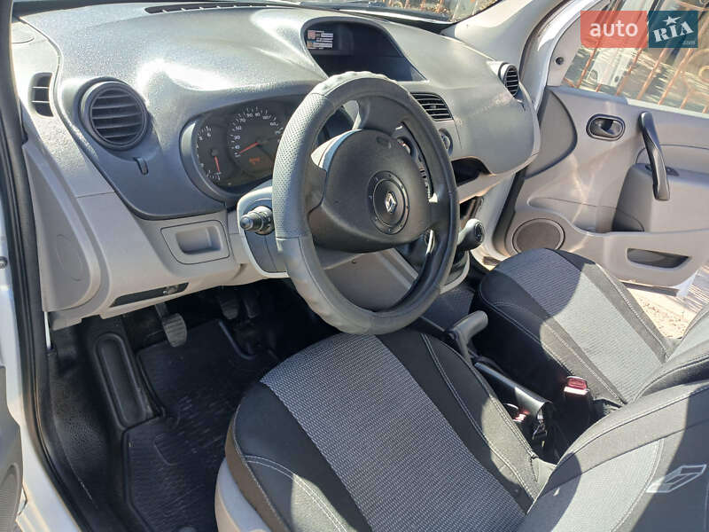 Минивэн Renault Kangoo 2011 в Дрогобыче