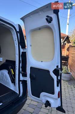 Грузовой фургон Renault Kangoo 2021 в 