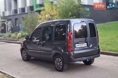 Минивэн Renault Kangoo 2003 в 