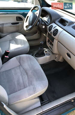 Минивэн Renault Kangoo 2005 в 