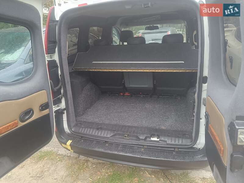 Минивэн Renault Kangoo 2010 в Киеве