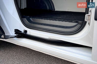 Грузовой фургон Renault Kangoo 2019 в 