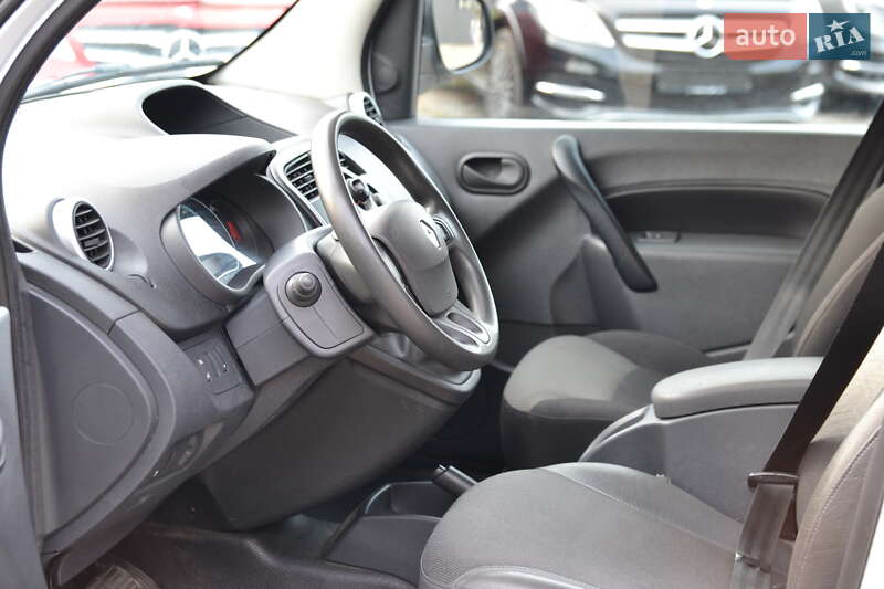 Грузовой фургон Renault Kangoo 2018 в Луцке