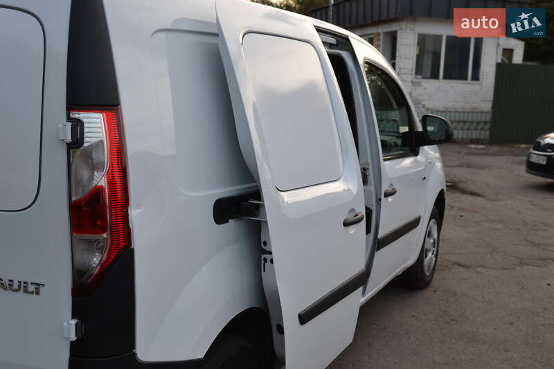 Грузовой фургон Renault Kangoo 2018 в Луцке