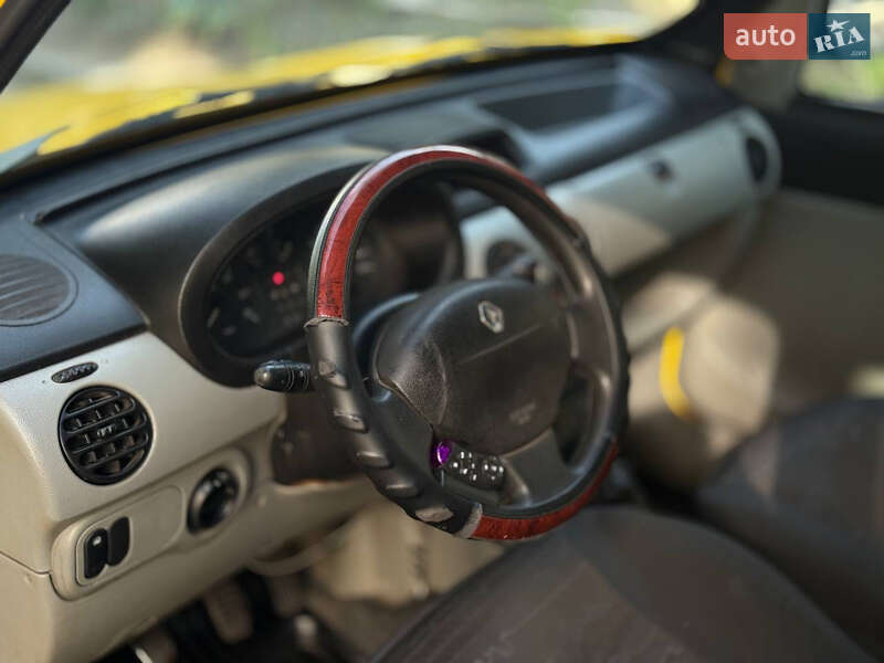 Минивэн Renault Kangoo 2003 в Днепре