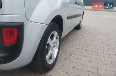 Минивэн Renault Kangoo 2011 в 