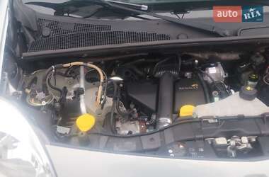 Минивэн Renault Kangoo 2011 в 