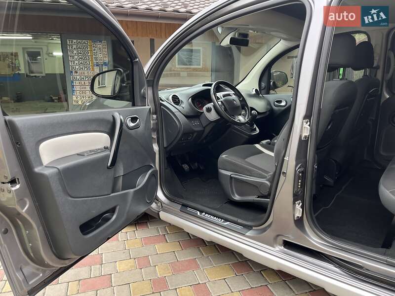 Минивэн Renault Kangoo 2016 в Дубно