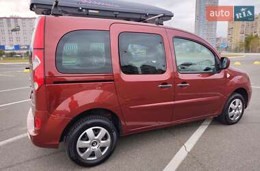 Минивэн Renault Kangoo 2010 в 