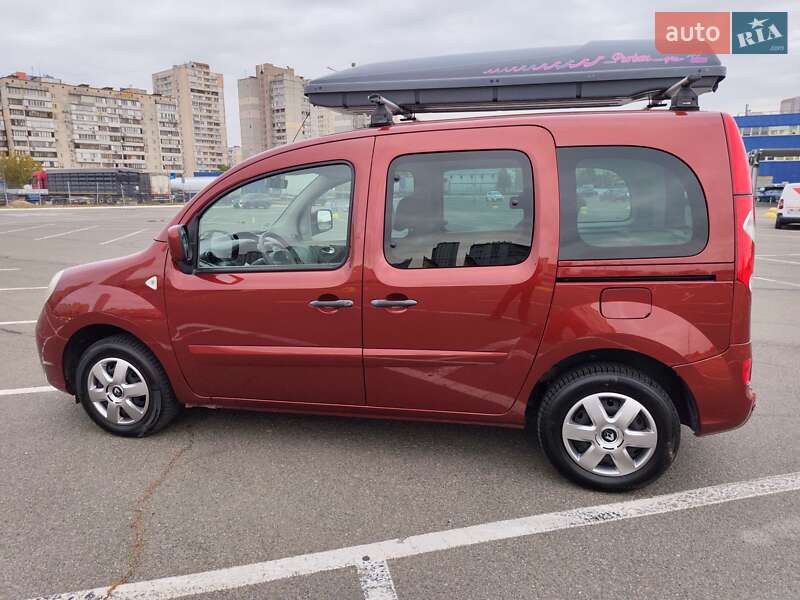 Минивэн Renault Kangoo 2010 в Киеве