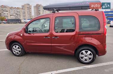 Минивэн Renault Kangoo 2010 в 