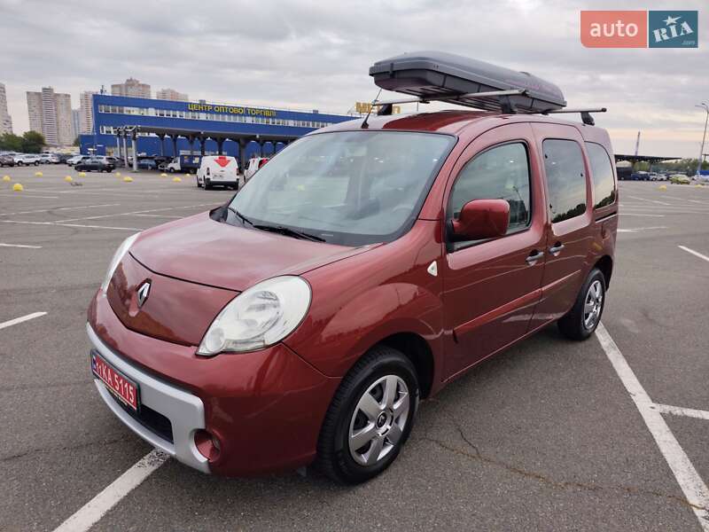 Минивэн Renault Kangoo 2010 в Киеве