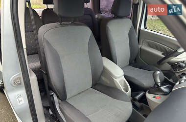 Минивэн Renault Kangoo 2010 в 