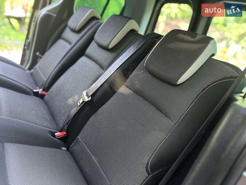 Минивэн Renault Kangoo 2015 в Дрогобыче