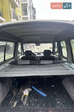 Минивэн Renault Kangoo 2005 в 