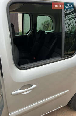 Минивэн Renault Kangoo 2015 в 