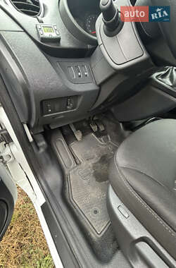 Грузовой фургон Renault Kangoo 2013 в 