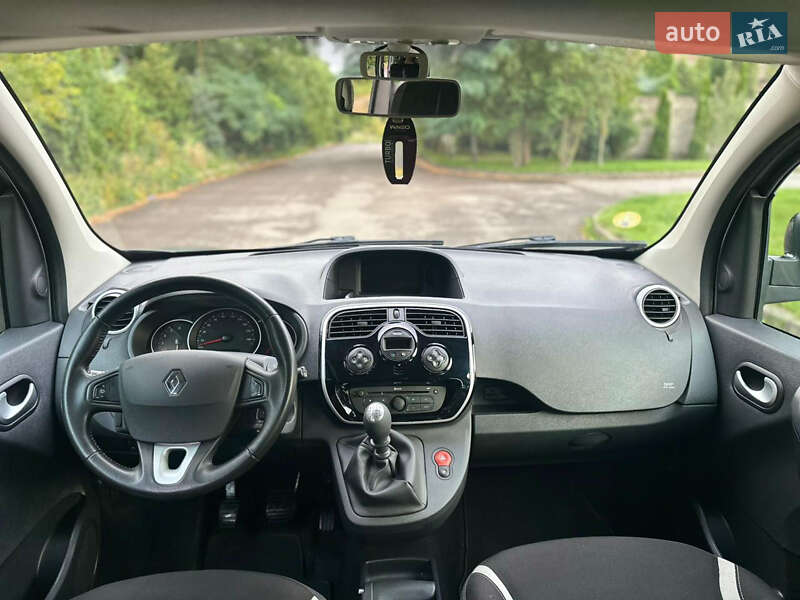 Минивэн Renault Kangoo 2015 в Ровно