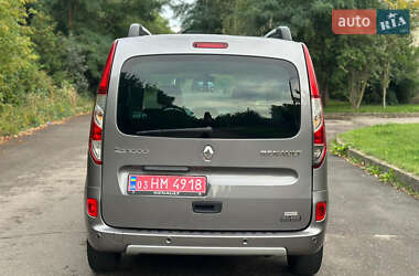 Минивэн Renault Kangoo 2015 в 