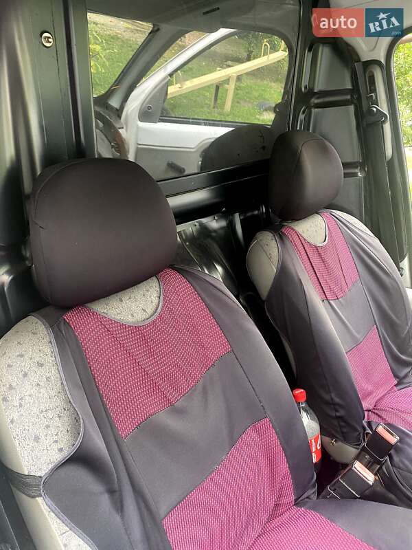 Грузовой фургон Renault Kangoo 2005 в Черкассах фото 28 Грузовой фургон Renault Kangoo 2005 в Черкассах