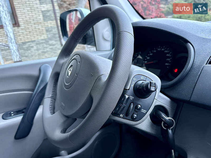 Минивэн Renault Kangoo 2009 в Харькове