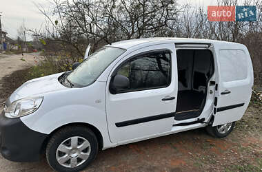 Грузовой фургон Renault Kangoo 2017 в  фото 4 Грузовой фургон Renault Kangoo 2017 в