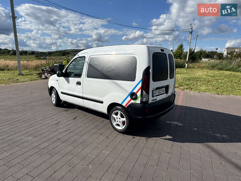 Грузовой фургон Renault Kangoo 2000 в Николаеве
