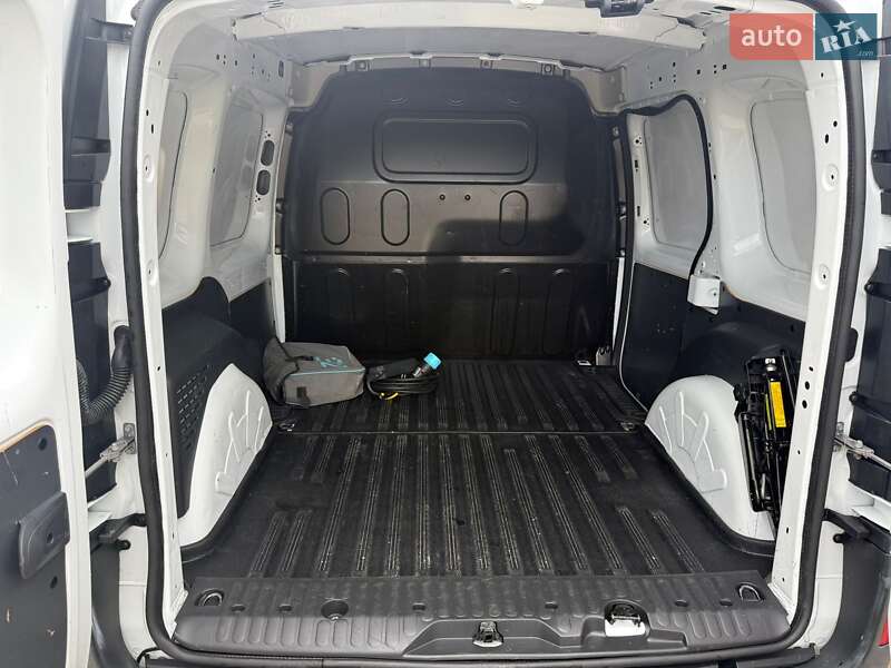 Грузовой фургон Renault Kangoo 2020 в Луцке