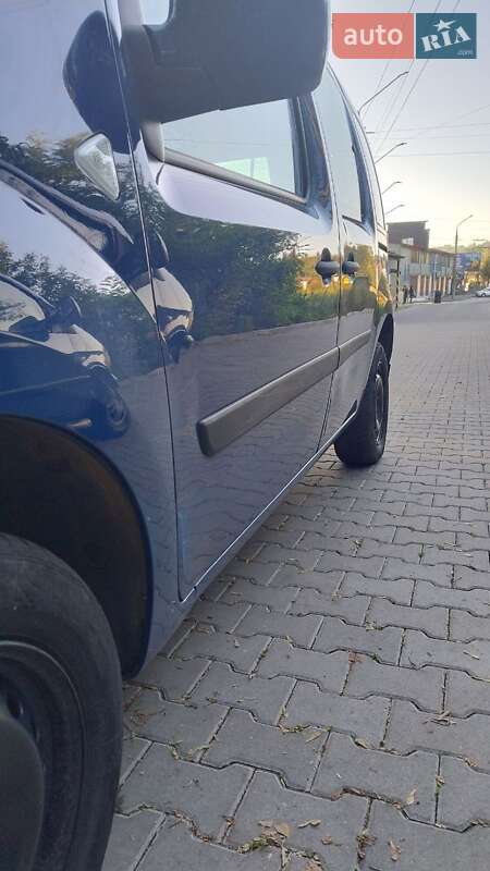 Минивэн Renault Kangoo 2009 в Черновцах