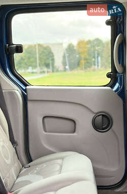 Минивэн Renault Kangoo 2009 в 