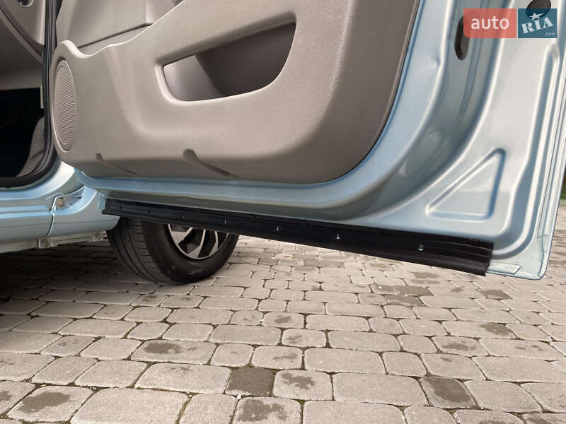 Минивэн Renault Kangoo 2010 в Ивано-Франковске