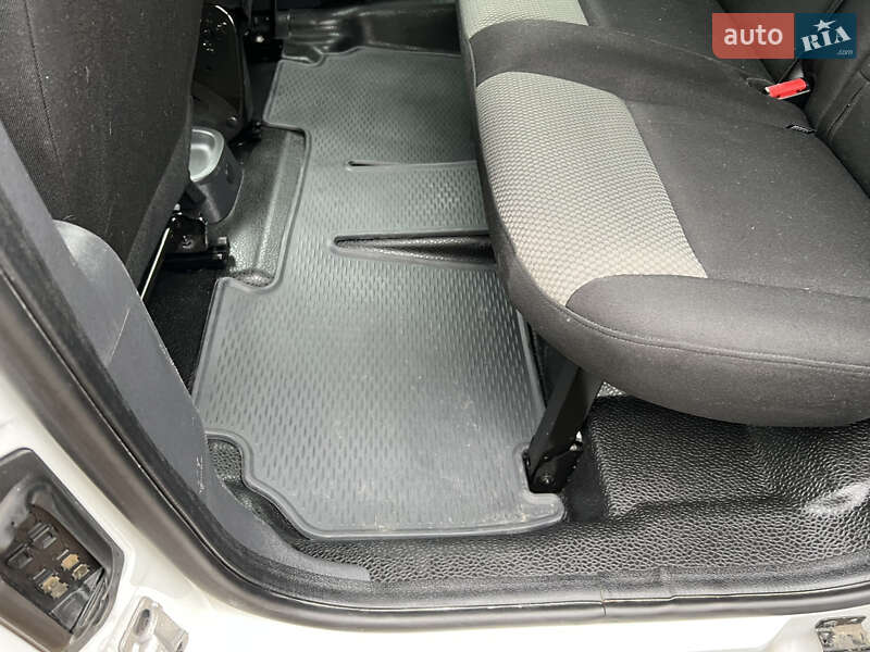 Мінівен Renault Kangoo 2017 в Дніпрі