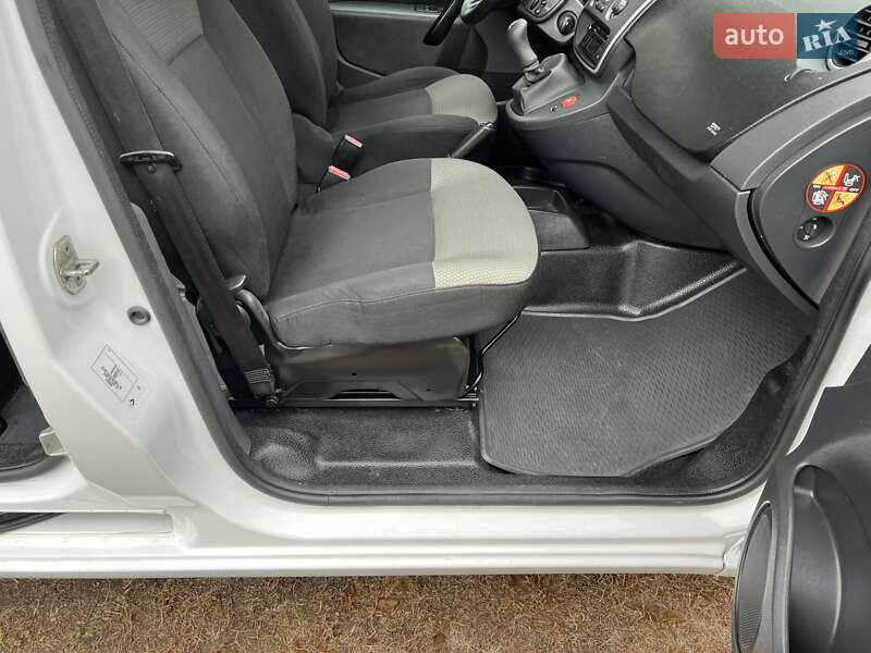 Мінівен Renault Kangoo 2017 в Дніпрі