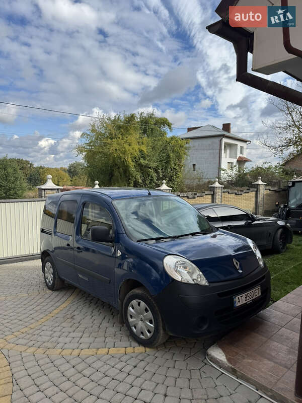 Мінівен Renault Kangoo 2008 в Чернівцях