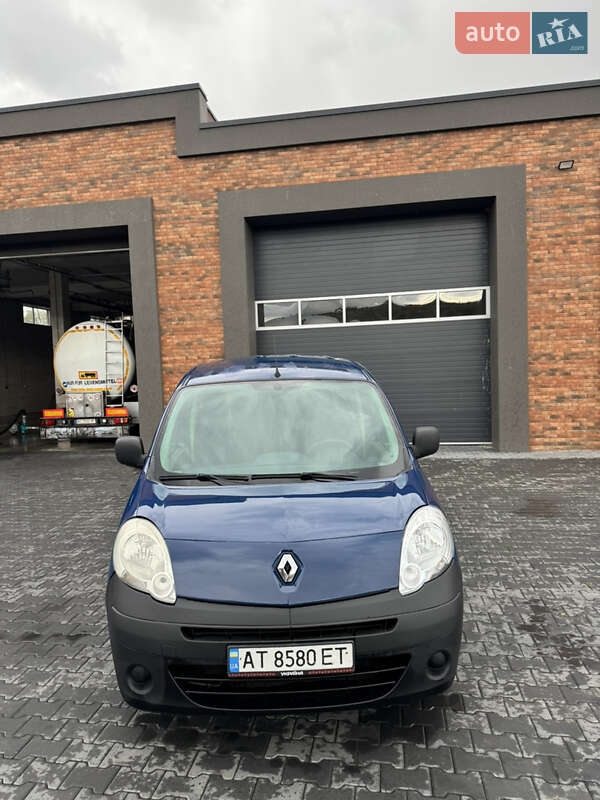 Мінівен Renault Kangoo 2008 в Чернівцях