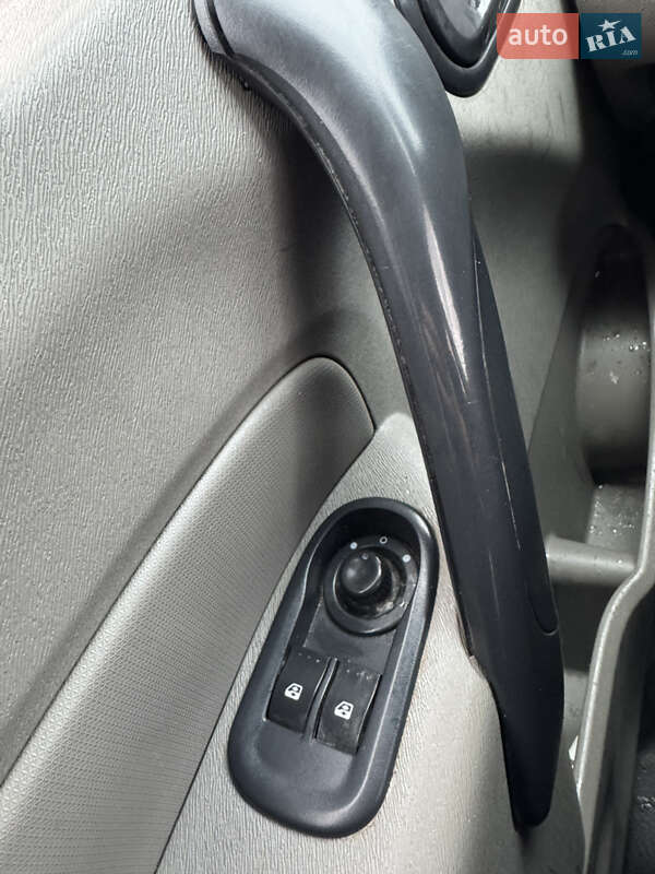 Мінівен Renault Kangoo 2008 в Чернівцях