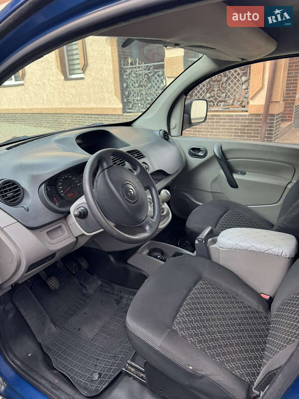 Мінівен Renault Kangoo 2008 в Чернівцях