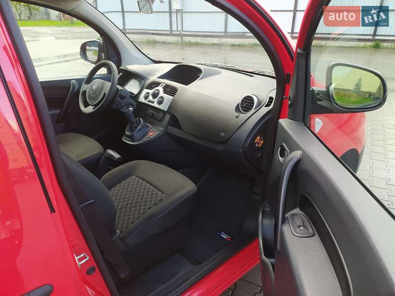 Мінівен Renault Kangoo 2012 в Рожище